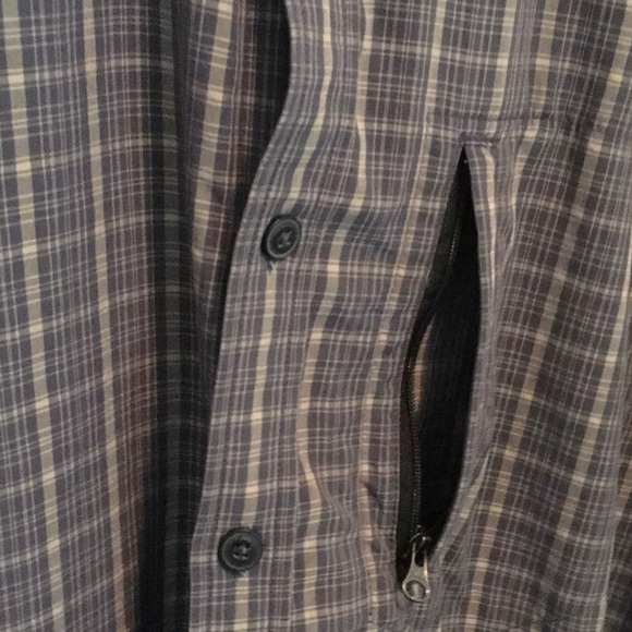 REI shortsleeved travel no-wrinkle shirt gray/blue - Picture 5 of 8